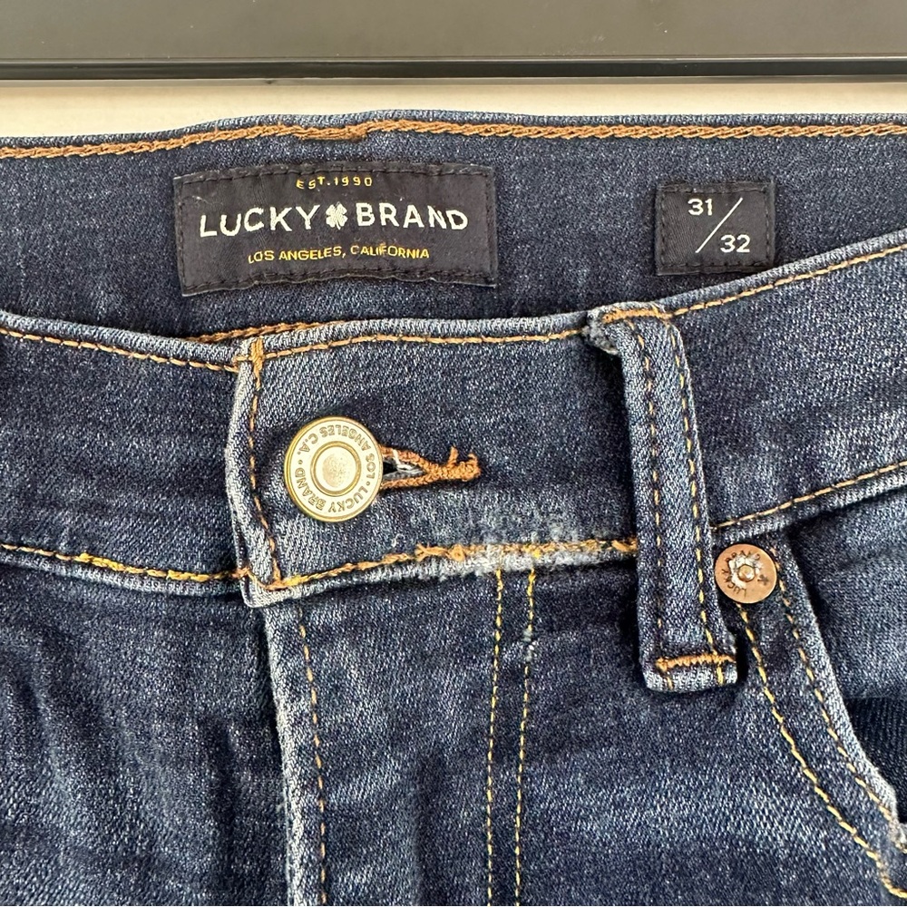Men's Lucky Brand Blue Jeans Size 31/32 - Picture 4 of 7